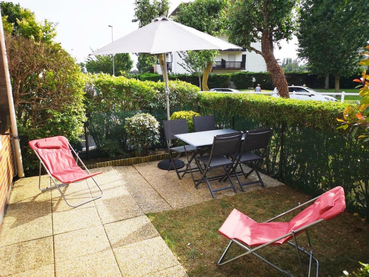 2 Pieces Front De Mer Ensoleille Et Calme Acces Direct Plage Cabourg Eksteriør bilde